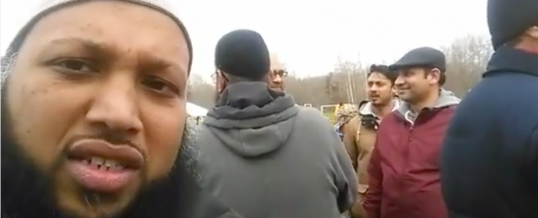Kanata Muslims helping at Constance Bay